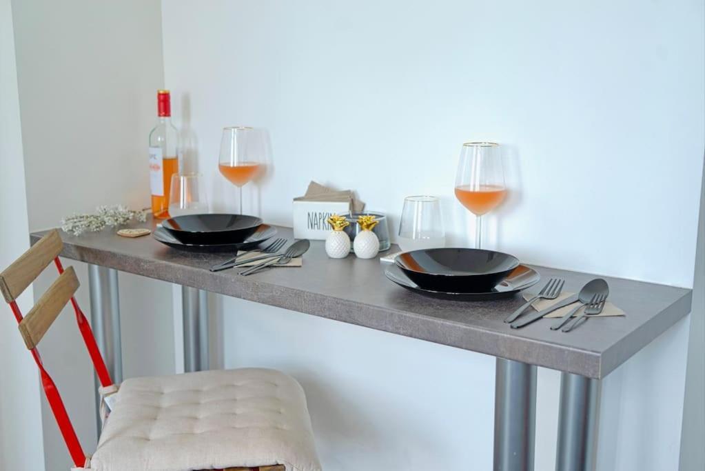 Cozy 1-Bedroom Flat In The Very Center Of Sofia Bagian luar foto